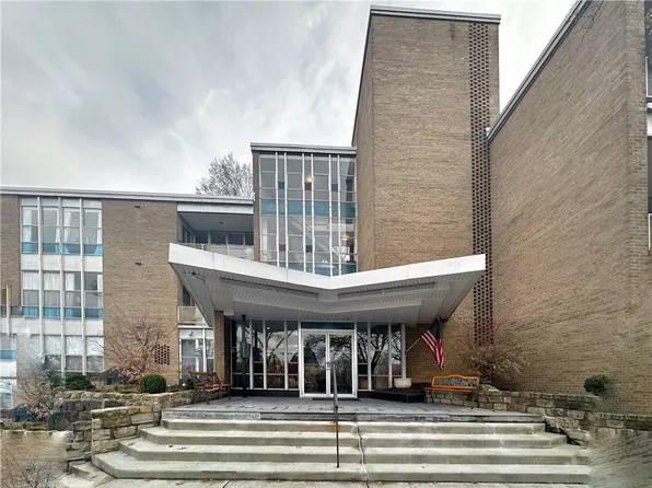 5100 5th Ave APT 310, Pittsburgh, PA 15232
