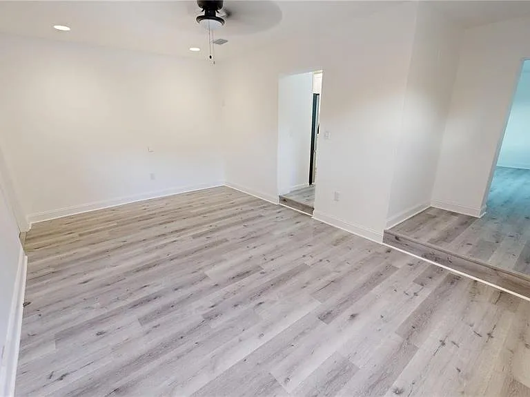 4421 Gandy Cir — Photo 26