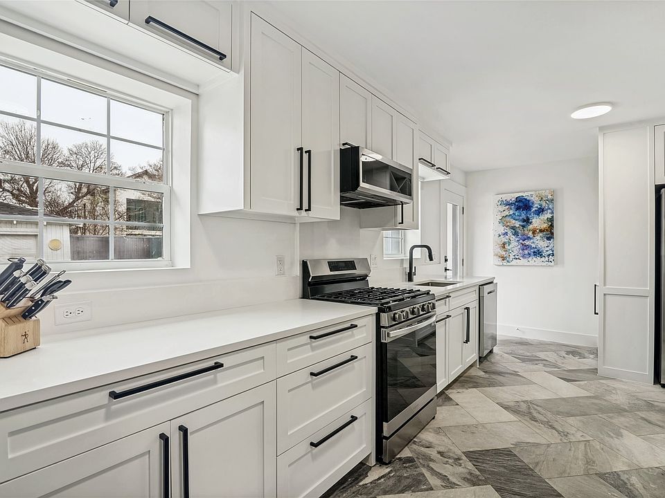 1st image of 4419 Sexton Ln