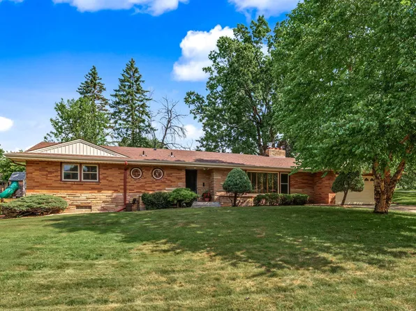 2918 Armour Ter, Saint Anthony, MN 55418