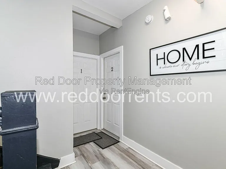 1329 E Market St #2 — Photo 3