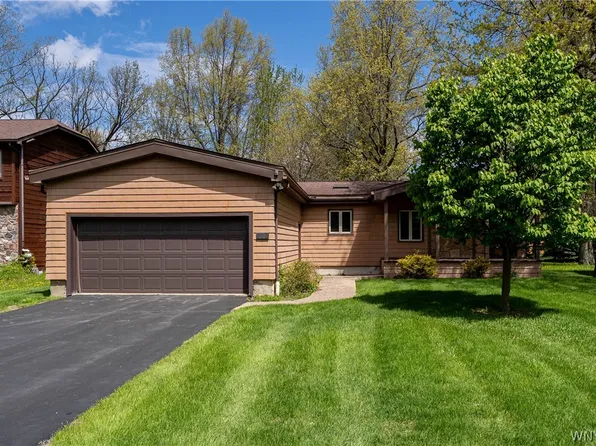 826 Klein Rd, Williamsville, NY 14221