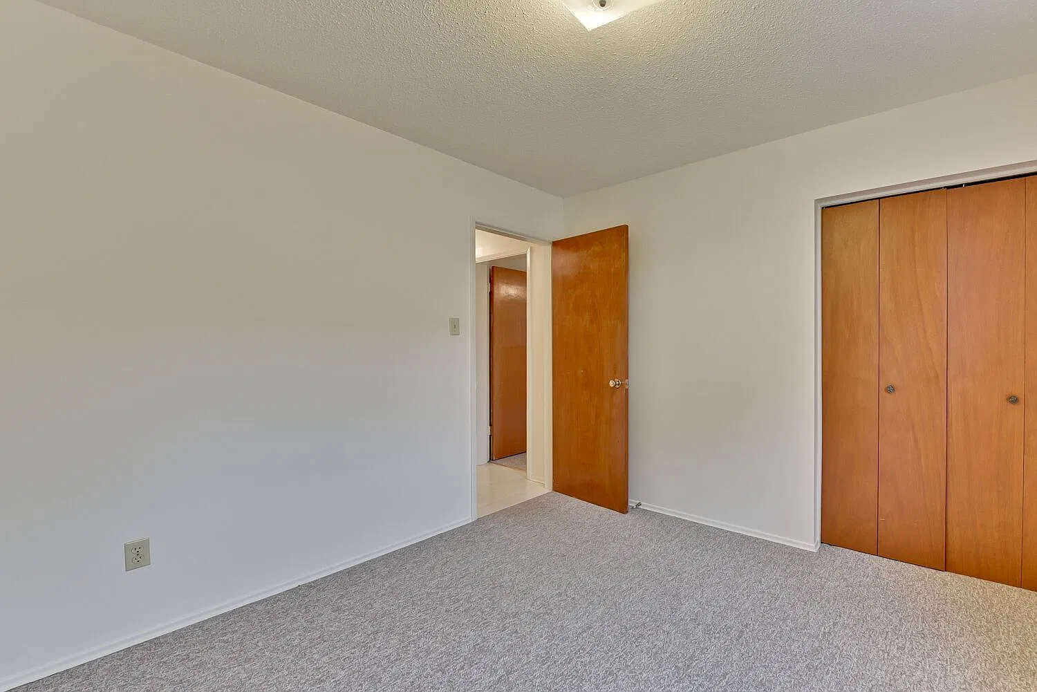 Grace Manor — Photo 3