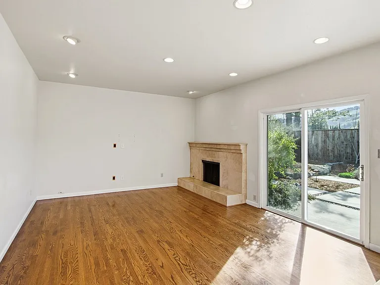 6137 Banner Dr — Photo 17