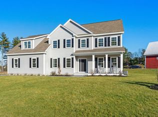 3 Osprey Ln, Nashua, NH 03062