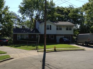 829 42nd St SW, Wyoming, MI 49509