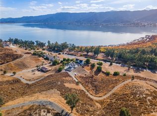 35 Lake View Ter, Lake Elsinore, CA 92530