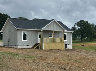 1106 Baker Ln, Lawrenceburg, TN 38464
