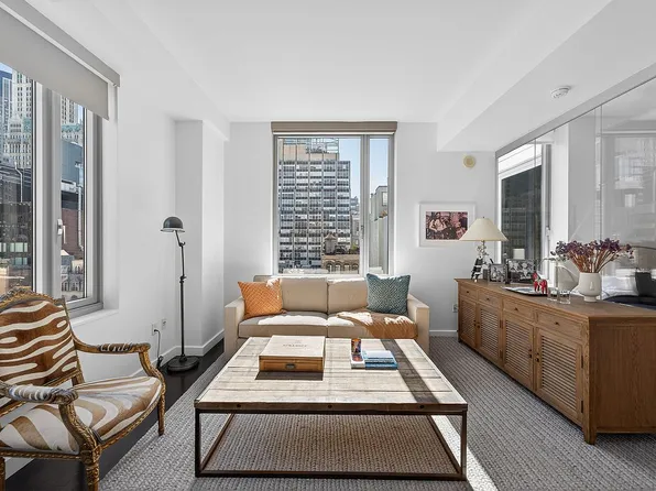 85 W Broadway APT 12E, New York, NY 10007