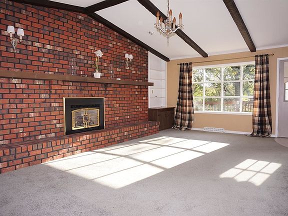4th image of 7664 Wendel Dr