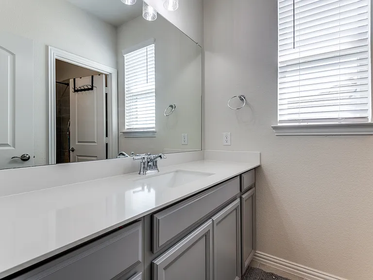 8715 Royal Star Rd — Photo 30