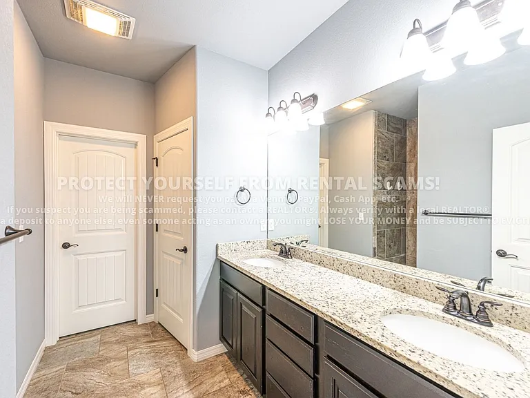 2912 W Featherock Way — Photo 8