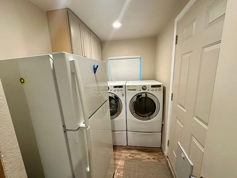 10891 Berggren Ln — Photo 6