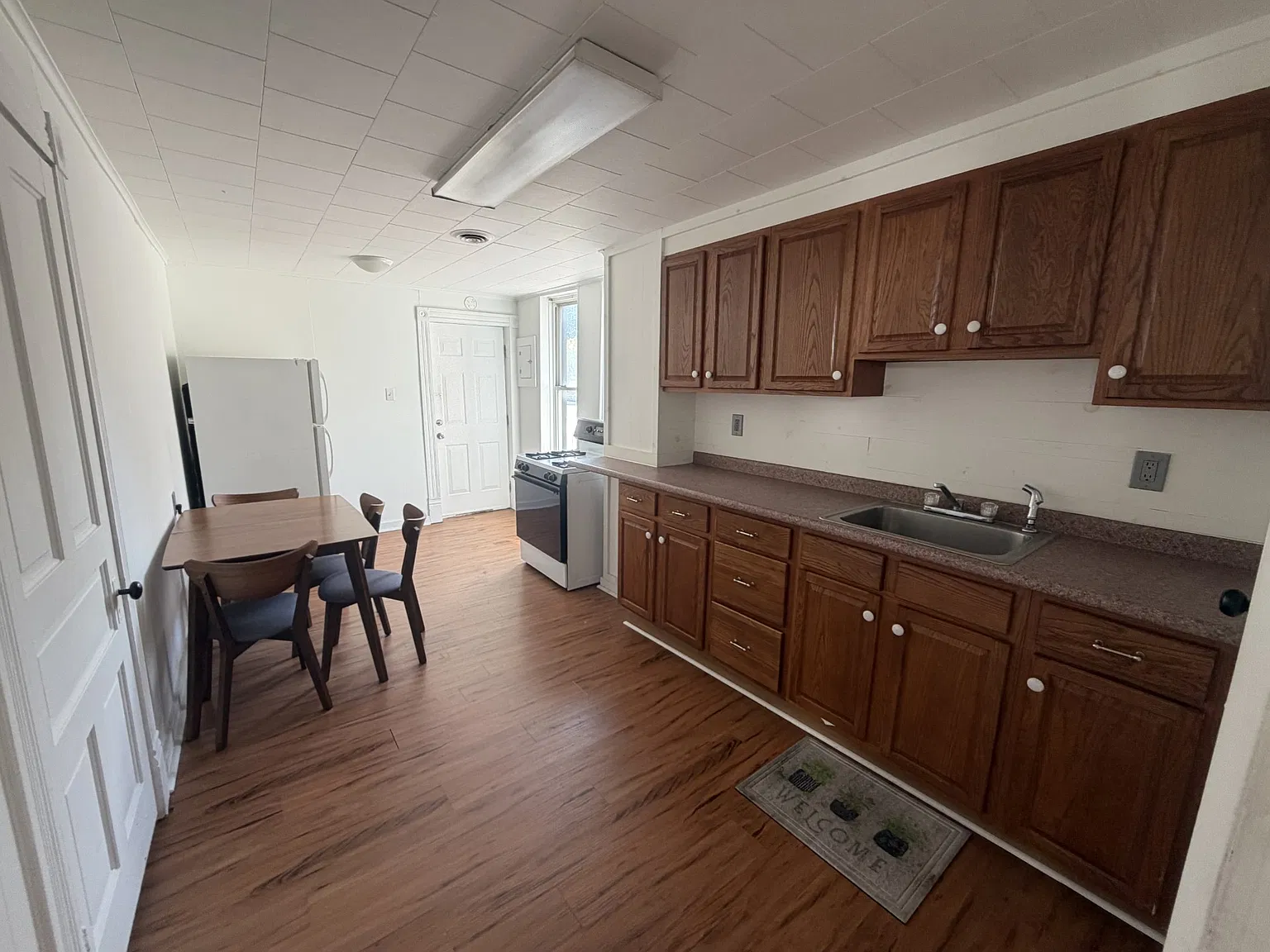 1 bed, $995 — Photo 1