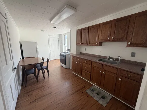 208 E Main St Unit 1, Evans City, PA 16033