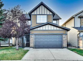 72 E Panamount Mnr NW, Calgary, AB T3K 6H7