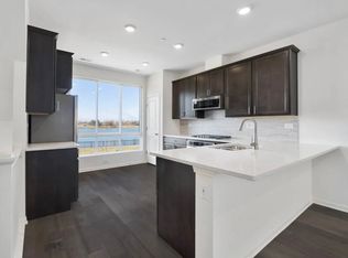 2315 Venture Dr, Schaumburg, IL 60196