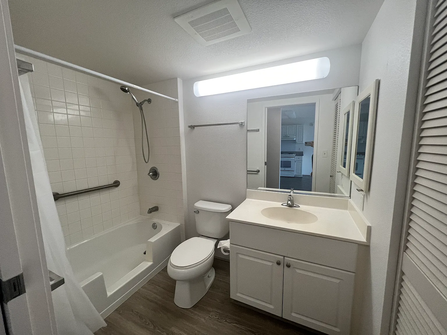 1 bed, $2,450 — Photo 4