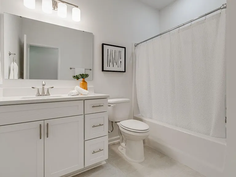 744 S Beltline Blvd — Photo 2