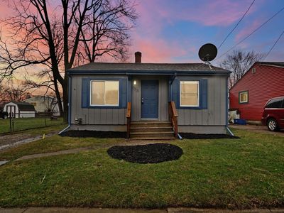 2068 E Boatfield Ave, Burton, MI, 48529