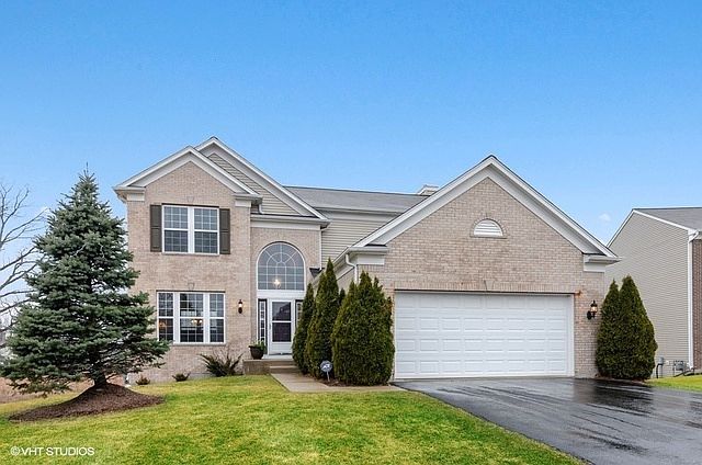 1st image of 2422 Woodside Dr