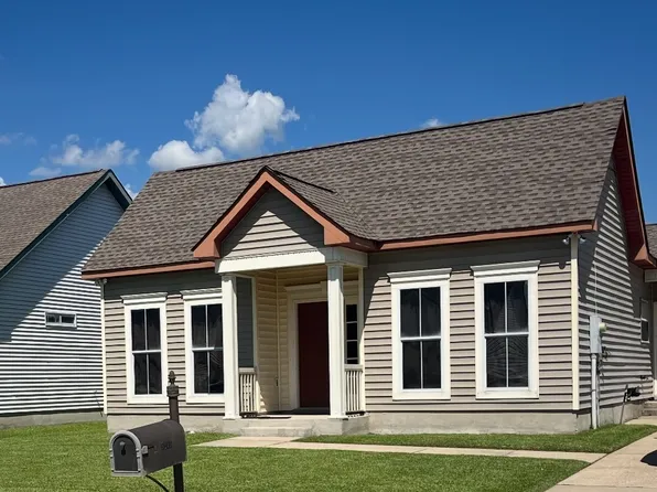 5245 Savannah Ln, Marrero, LA 70072