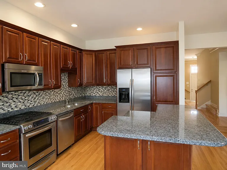 6240 Levi Ct — Photo 7