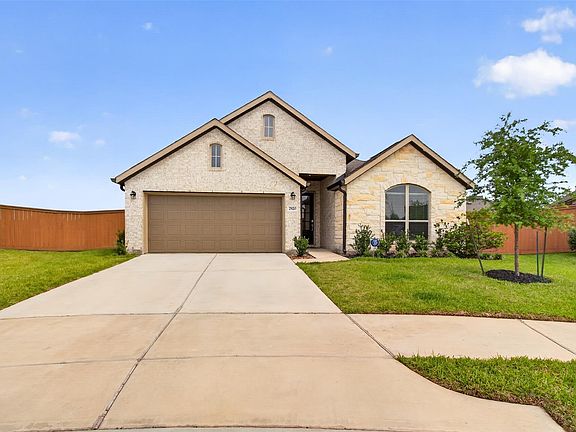 2nd image of 2920 Eden Lake Ln