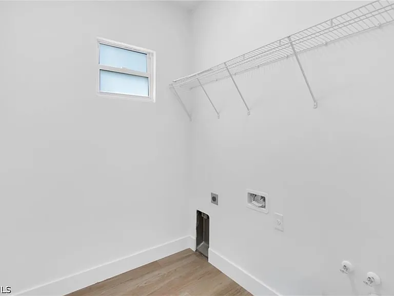 133 West Dr — Photo 12