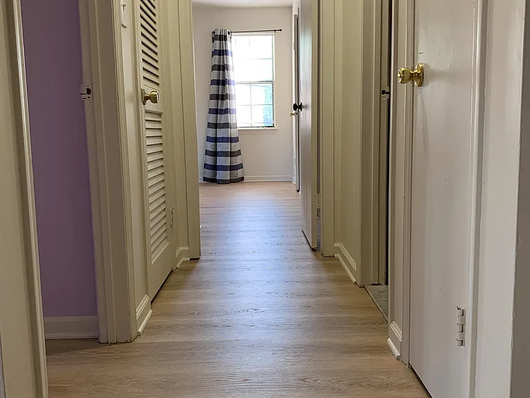 1801 Green Hollow Dr — Photo 6