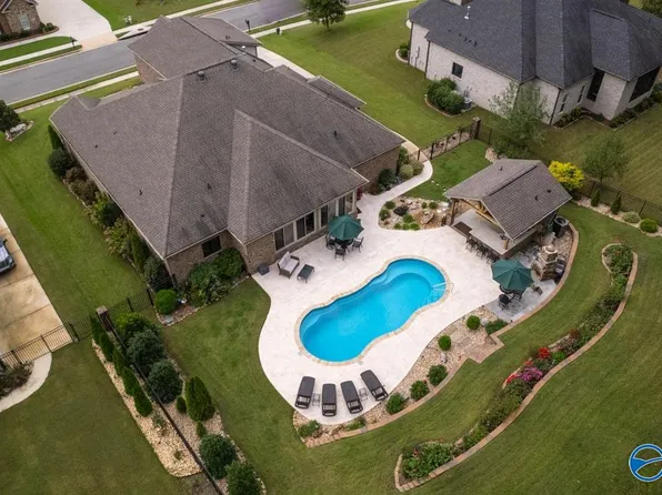 9 Brennan Hill Ln SE, Gurley, AL 35748
