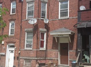 75 York Ave, Staten Island, NY 10301