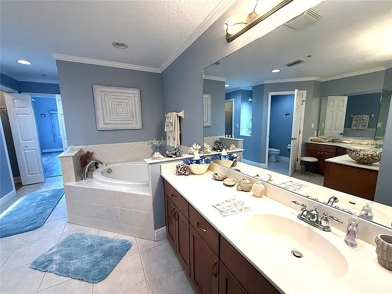 7296 Marathon Dr #402 — Photo 26