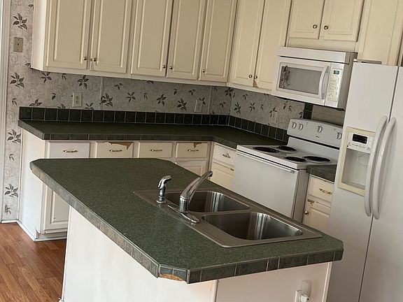 4th image of 2917 Laurel Ridge Lane
