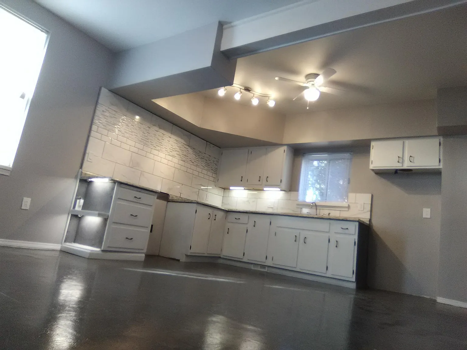 2374 Buena Vista St — Photo 1