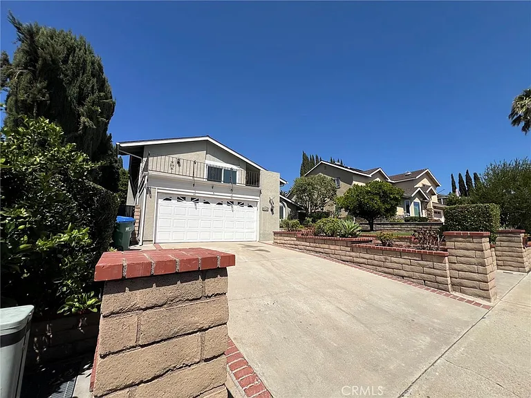 25281 Parthenon Ave — Photo 39