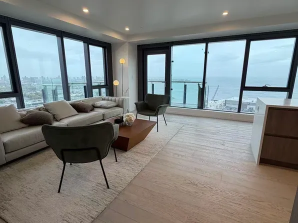 2286 Cropsey Avenue image 2 of 11