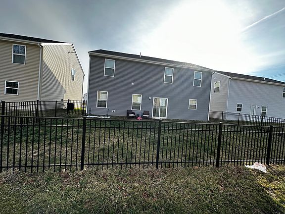 2nd image of 40-0 N Fairfield Dr