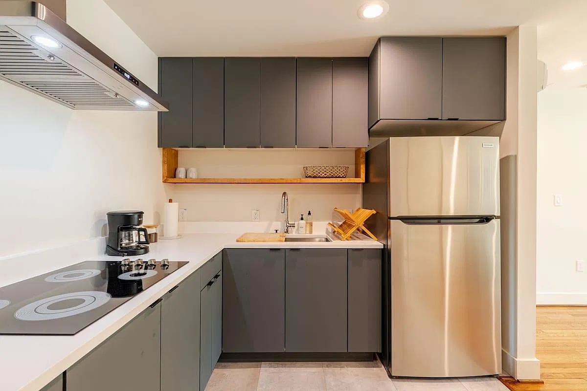 1 bed, 1.0 bath, 621 sqft, $3,200 — Photo 4