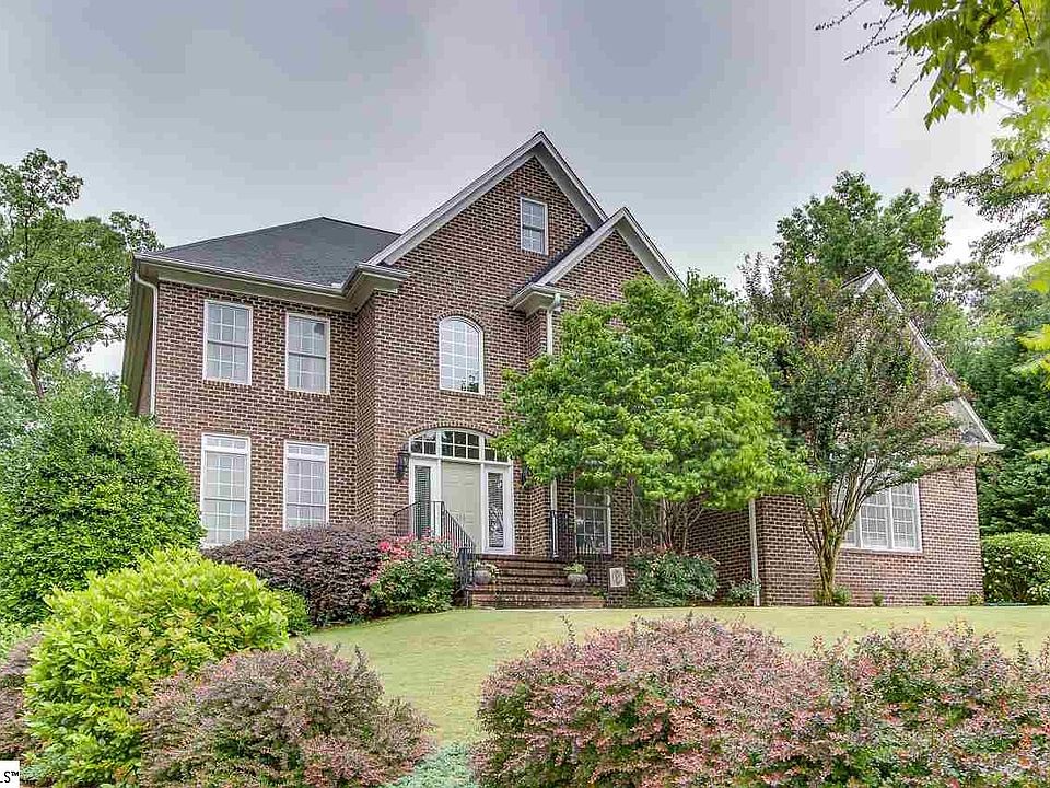 1st image of 106 Shillingford Ct