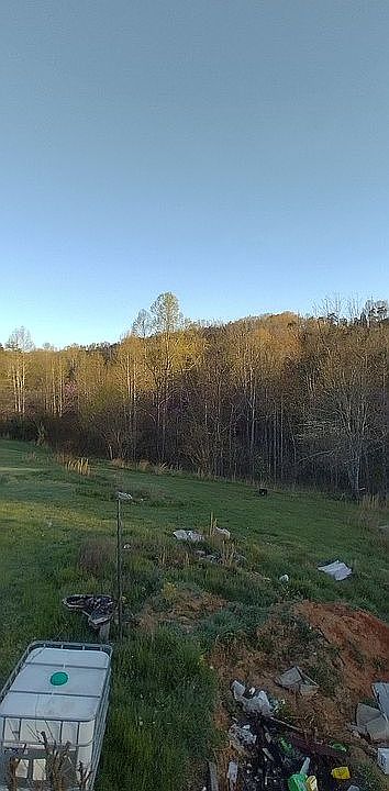 2nd image of 554 Patterson Hill Rd
