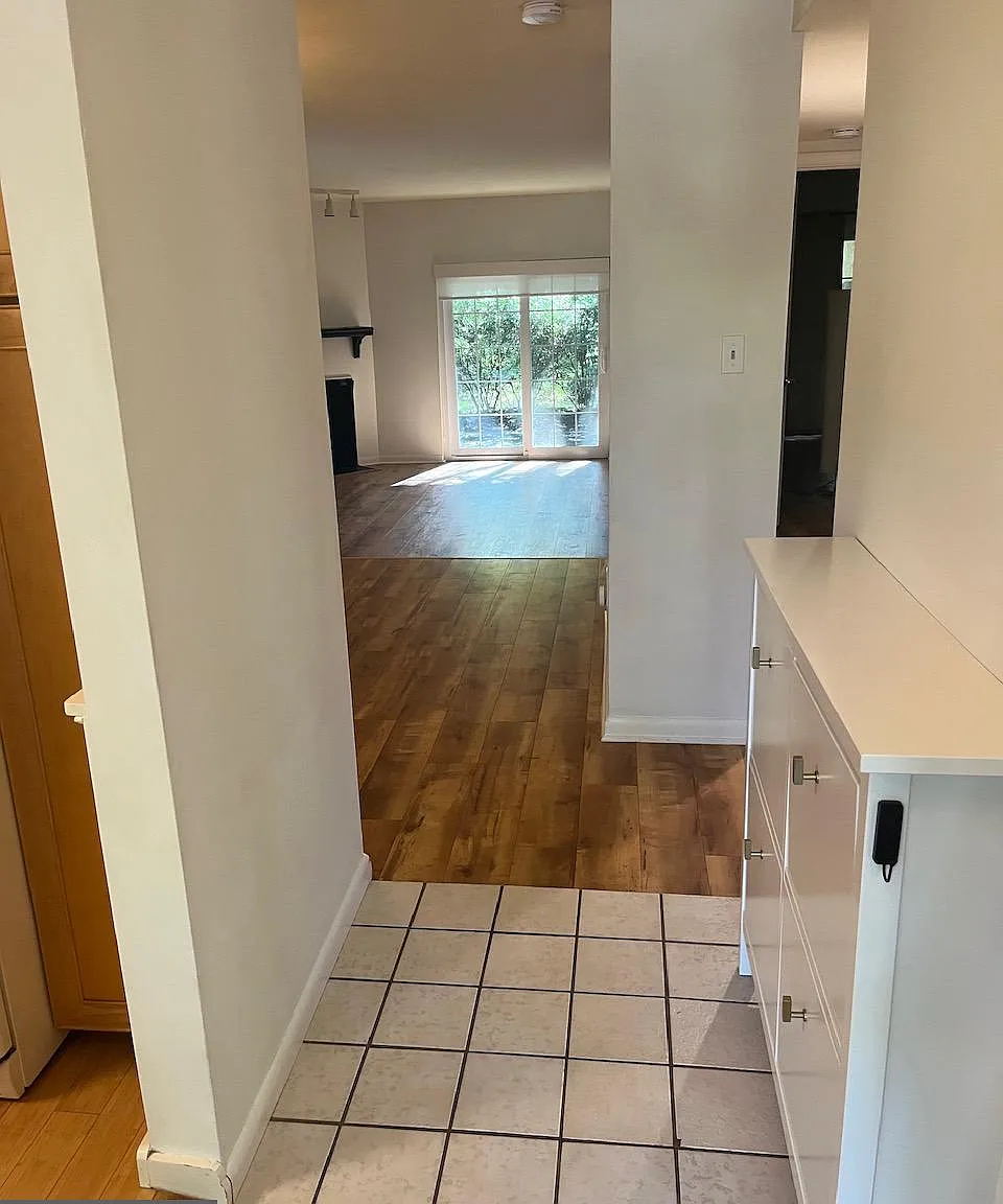 2 bed, 2.0 bath, 1433 sqft, $2,100 — Photo 3