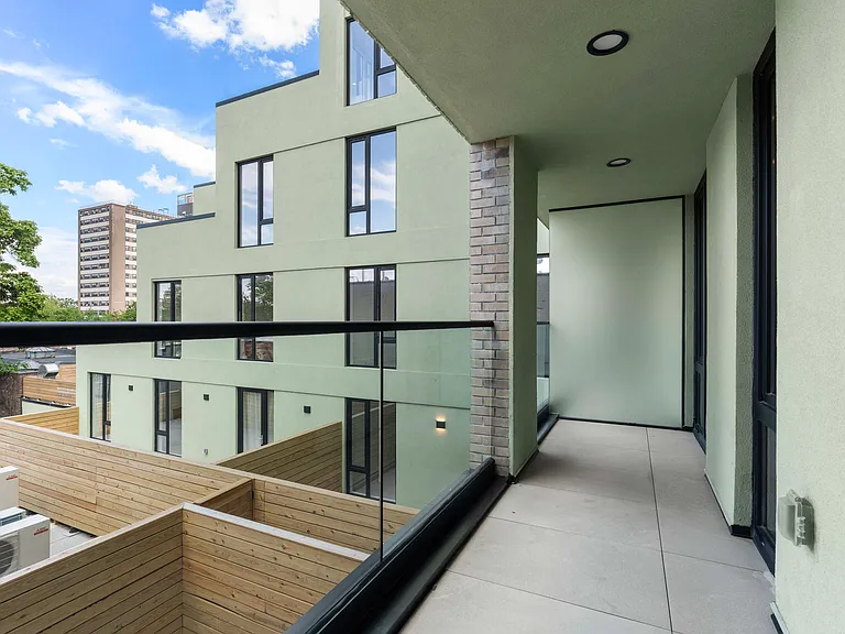 625 New York Ave #3A — Photo 9