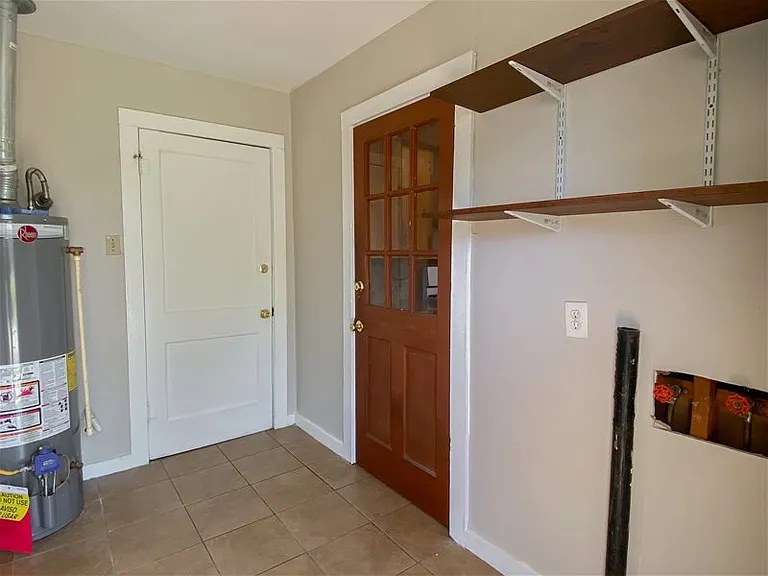 232 Arlington Dr — Photo 10