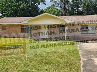 603 Falcon Dr, Dothan, AL 36301