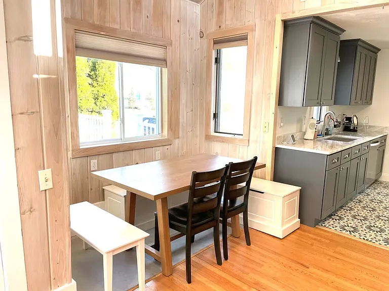 46 Highland Ave — Photo 34