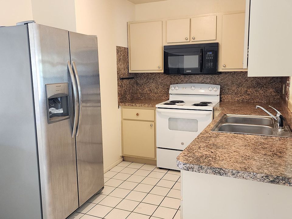 1st image of 1809 NW 25th Ave