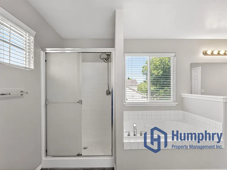1359 E Palermo St — Photo 24
