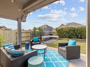 2812 Field Hollow Dr, Pearland, TX 77584