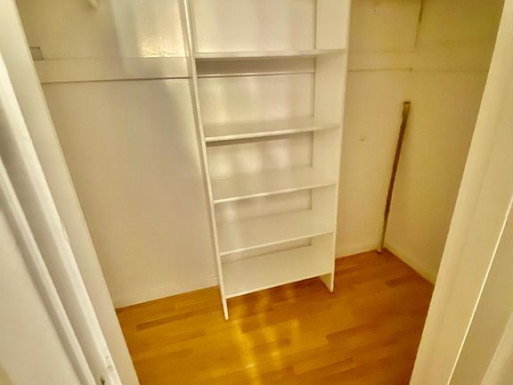 3rd image of 2647 Buchanan St APT 7
